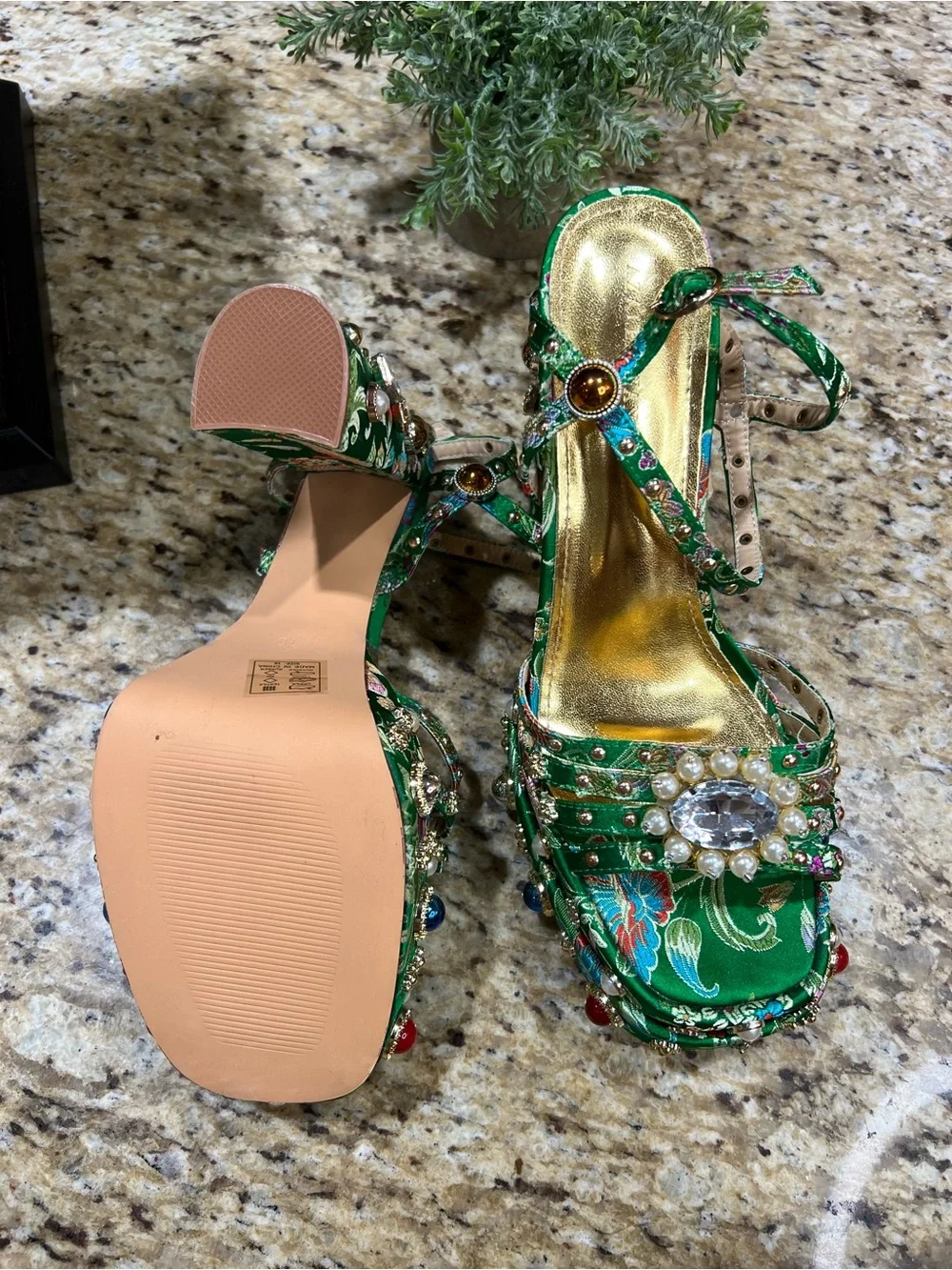 AZALEA WANG ANNIE STRAPPY EMBELLISHED CHUNKY SANDAL IN GREEN 10